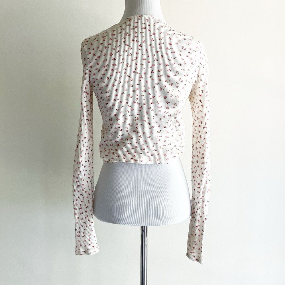 Brandy Melville OS Floral Print Wrap Top Waffle Texture Thermal White Red - Picture 5 of 6